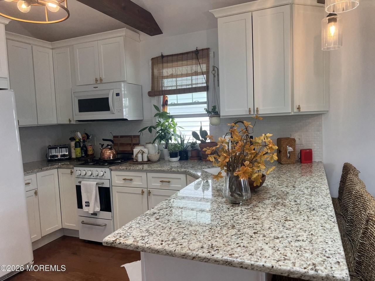503 15th Ave - Photo 5 of 10