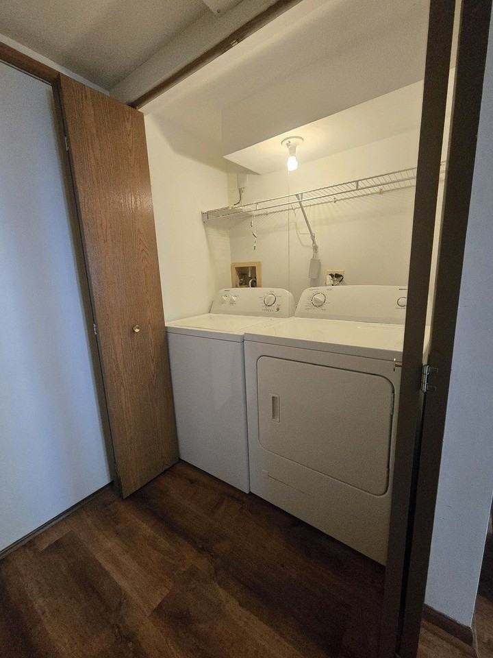 277 W Treehouse Ln - Photo 4 of 11