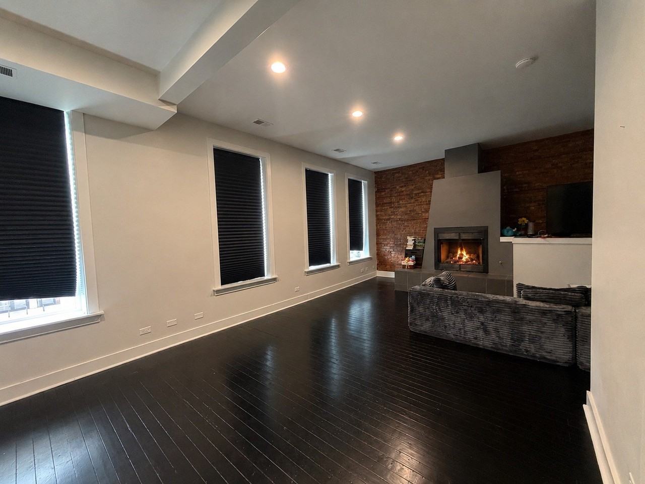 934 S State St #2A - Photo 3 of 4