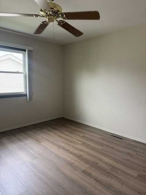 305 Somerset Dr - Photo 7 of 18