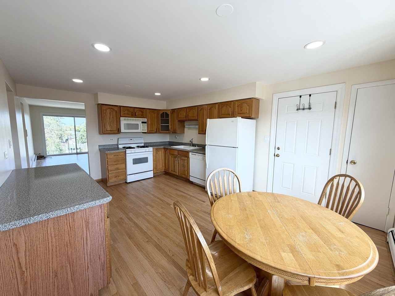 8101 W 83rd Pl #3W - Photo 4 of 22