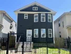 2233 N Lawler Ave #1 - Photo 1 of 1
