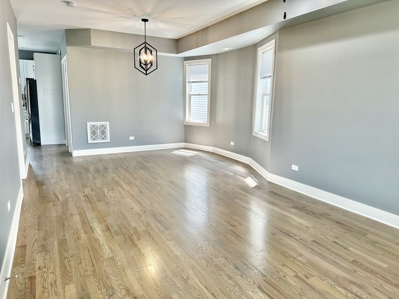2233 N Lawler Ave #1 - Photo 2 of 18
