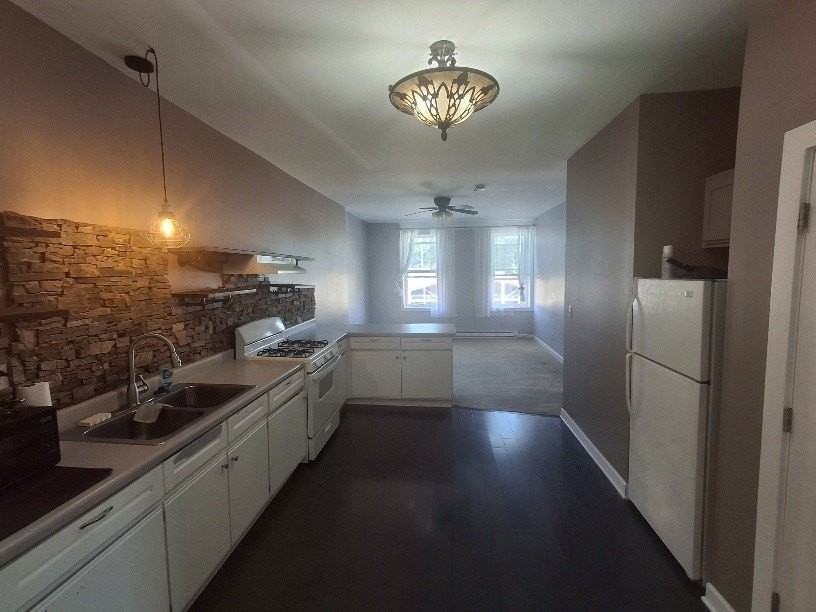 185 S State St #2 - Photo 2 of 8