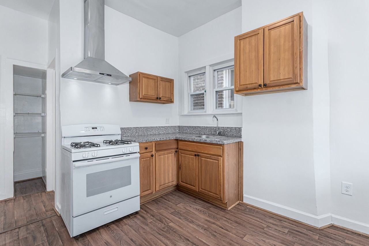 2439 S Millard Ave #1 - Photo 5 of 14