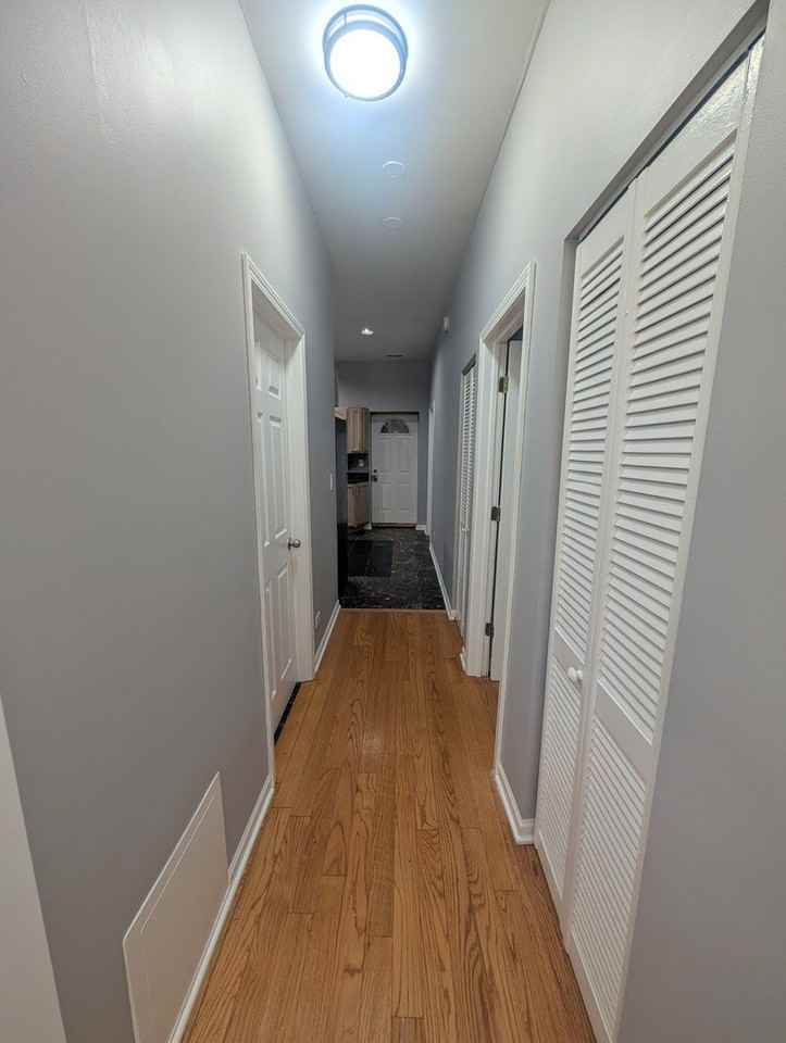 2531 W Flournoy St #1 - Photo 7 of 17