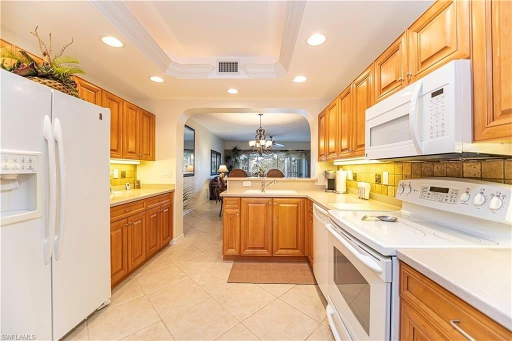 7401 Bella Lago Dr #522 - Photo 7 of 17