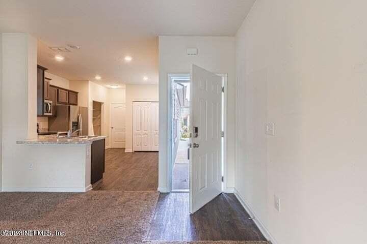 8045 Echo Springs Rd - Photo 6 of 27