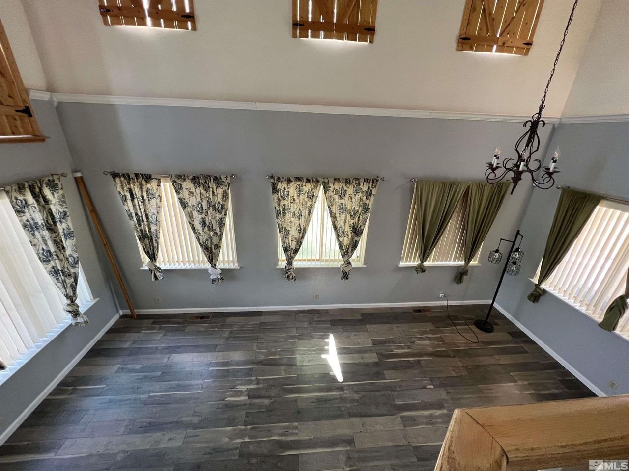 1889 Cambridge Hills Ct - Photo 5 of 16