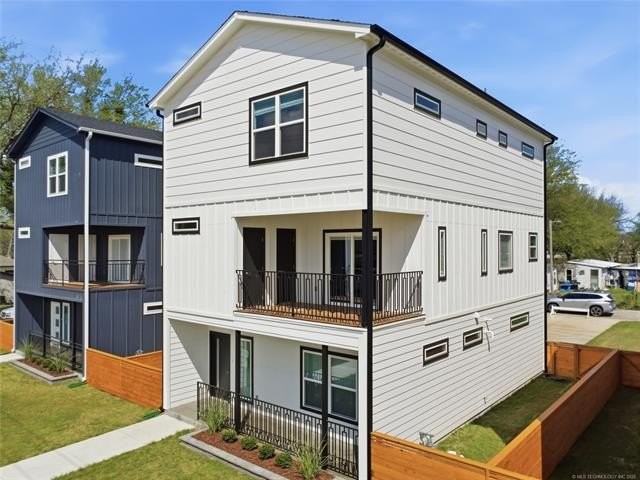200 W Houston St - Photo 5 of 39