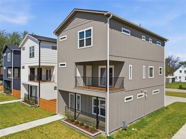 200 W Houston St - Photo 6 of 39
