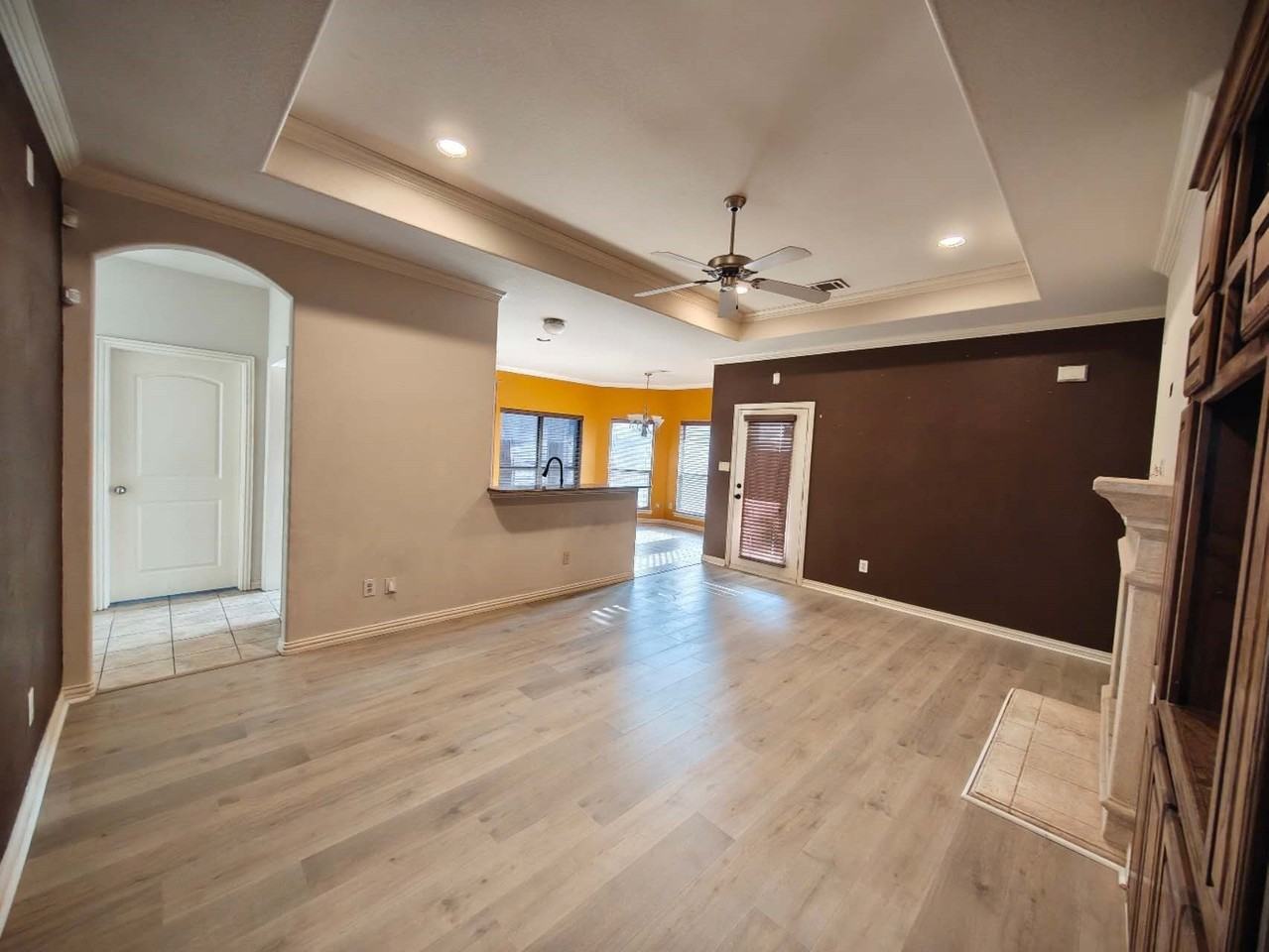 10625 Braewood Dr - Photo 2 of 14