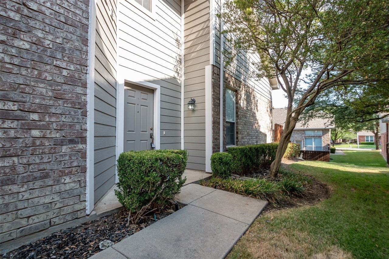 7049 Van Gogh Dr - Photo 3 of 25