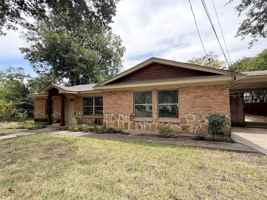 featured image of 310 E Santa Fe St