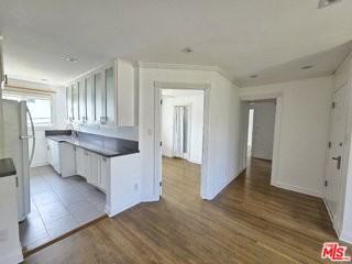 134 San Vicente Blvd - Photo 3 of 8