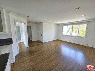 134 San Vicente Blvd - Photo 5 of 8