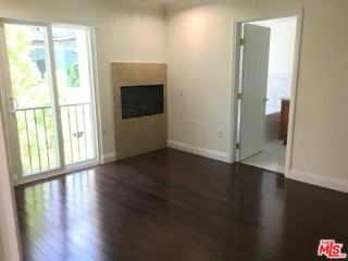 1171 Franklin St #102 - Photo 4 of 8