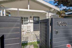 featured image of 1605 Cabrillo Ave