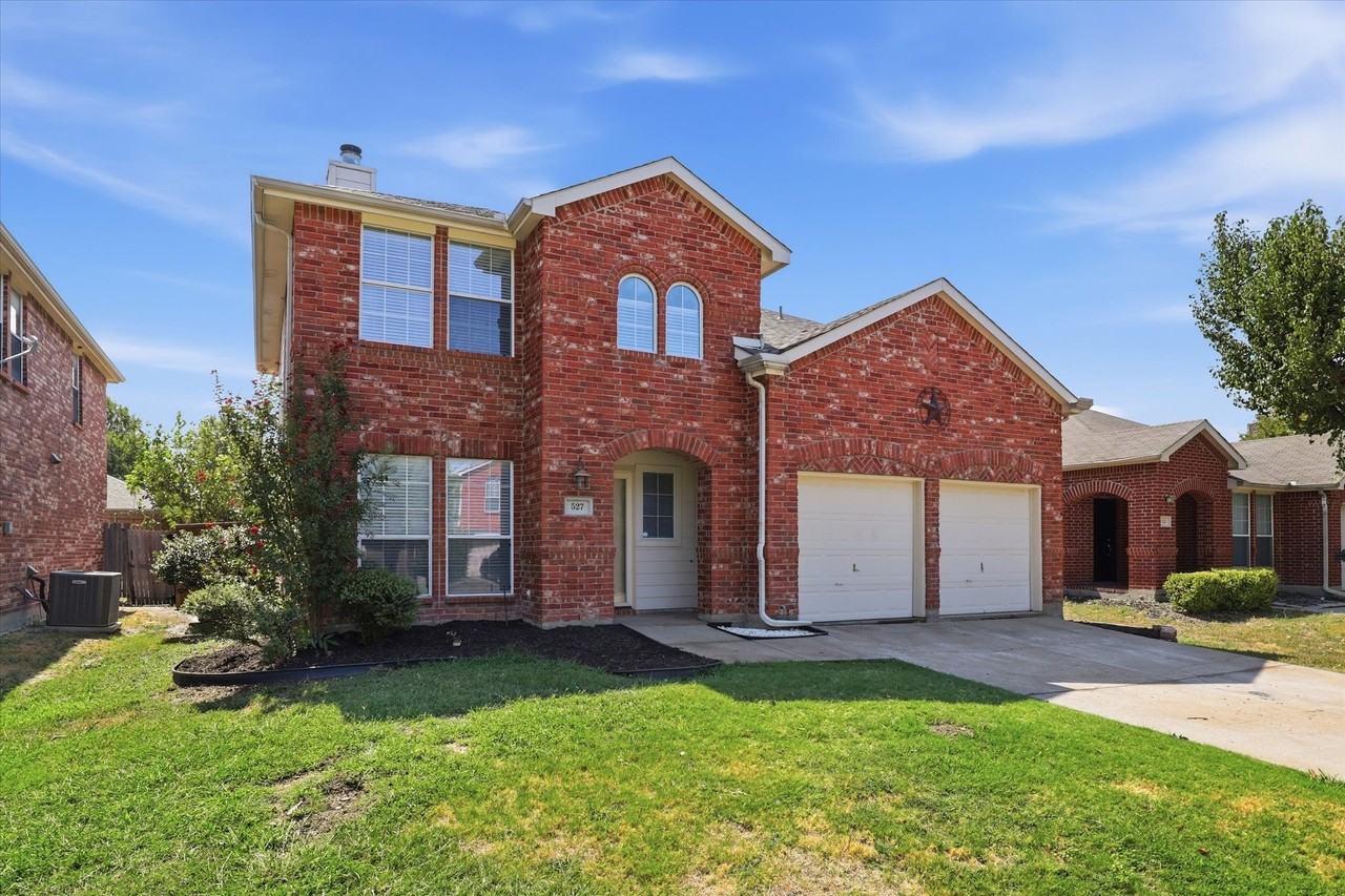 527 Tumbleweed Dr - Photo 2 of 37