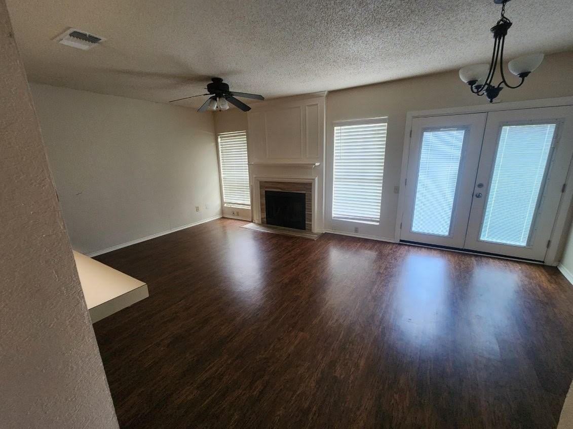 1503 Maybrook Ct - Photo 7 of 21