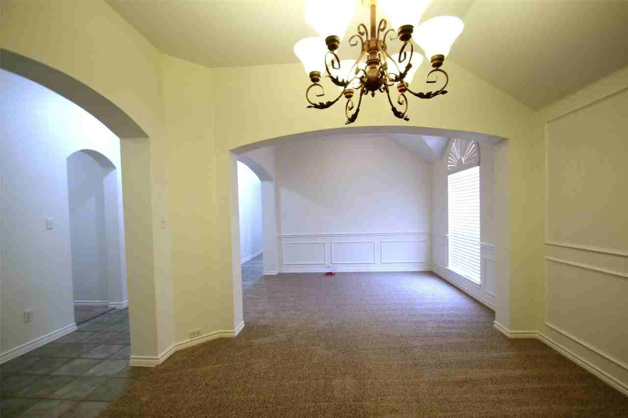 10362 Ferry Farm Ln - Photo 7 of 38