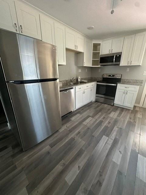 405 Maple Dr - Photo 4 of 11