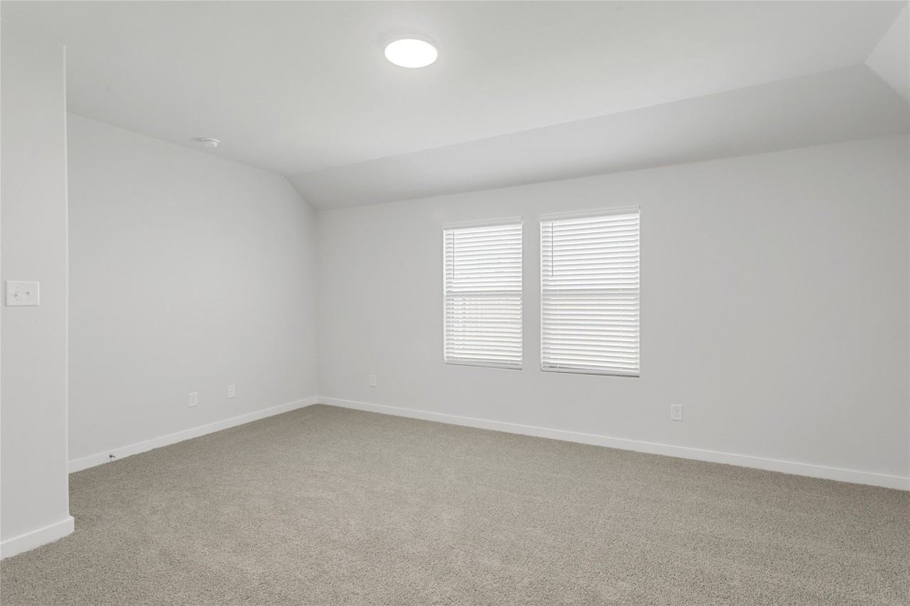 2300 Wind River Dr - Photo 6 of 28