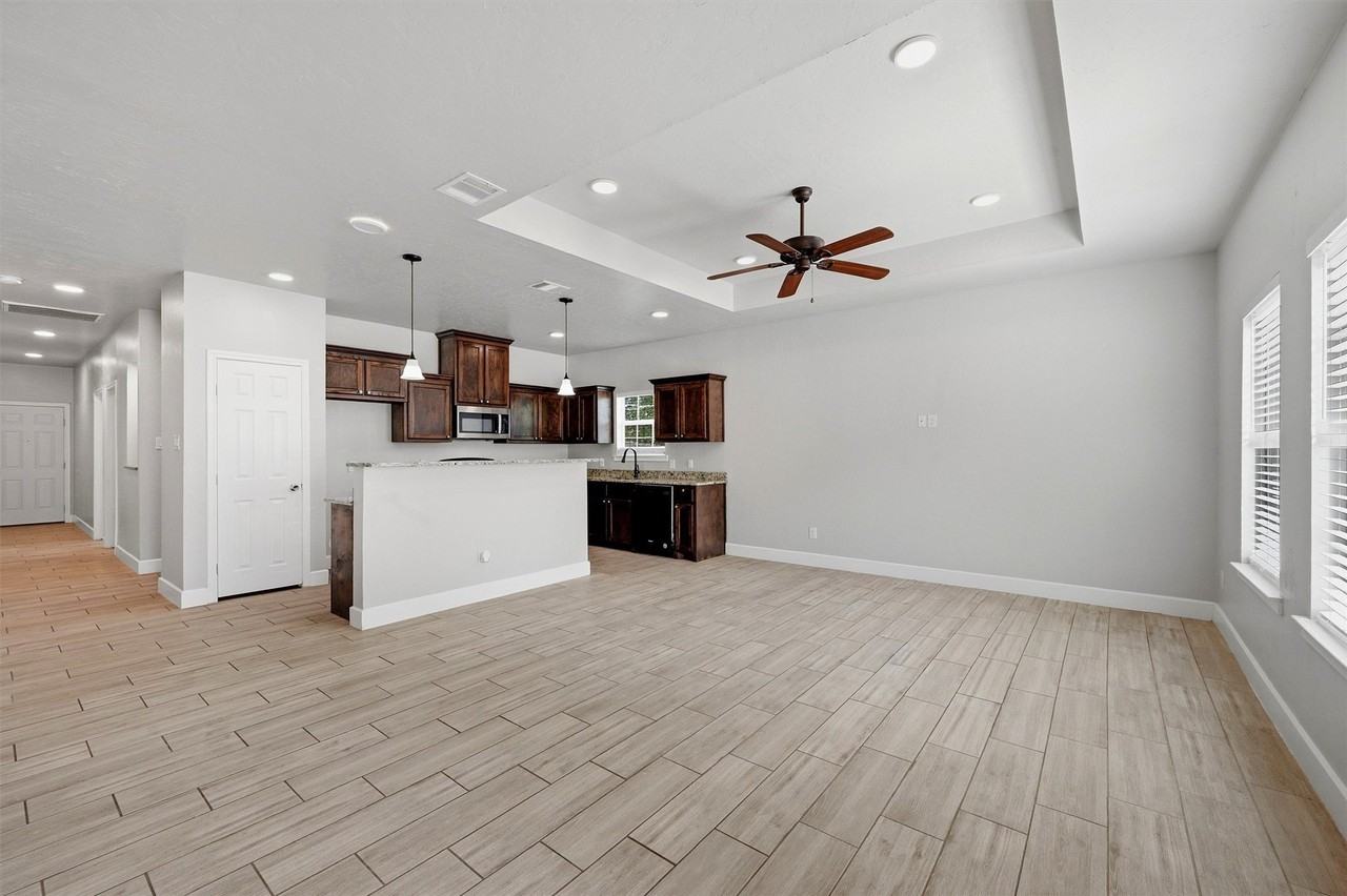 1508 King St - Photo 5 of 22