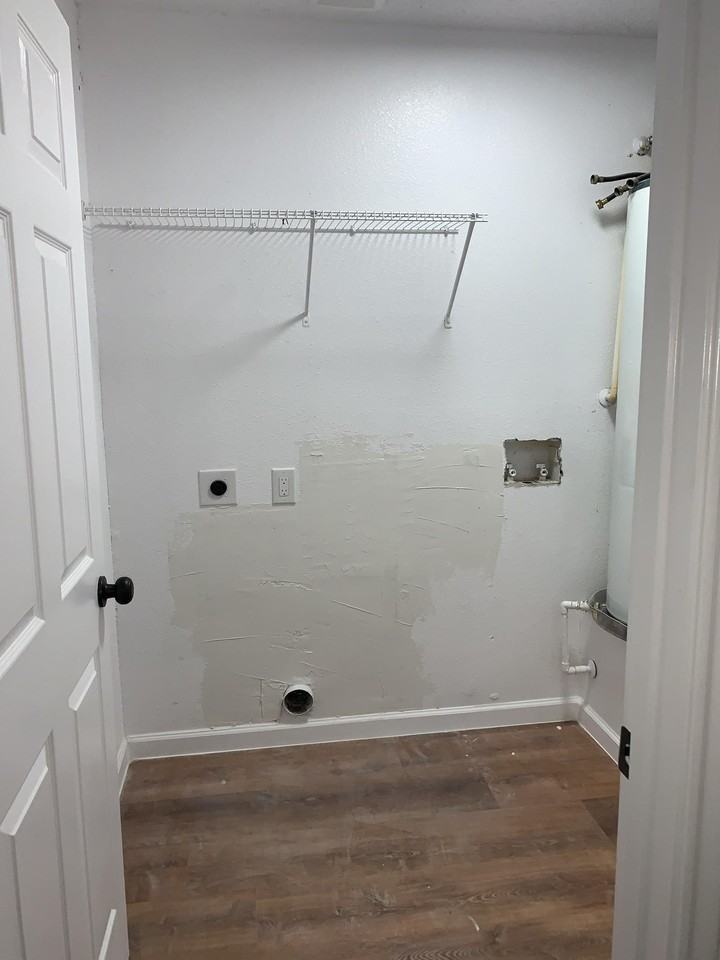 120 Plumthicket Ln - Photo 5 of 20