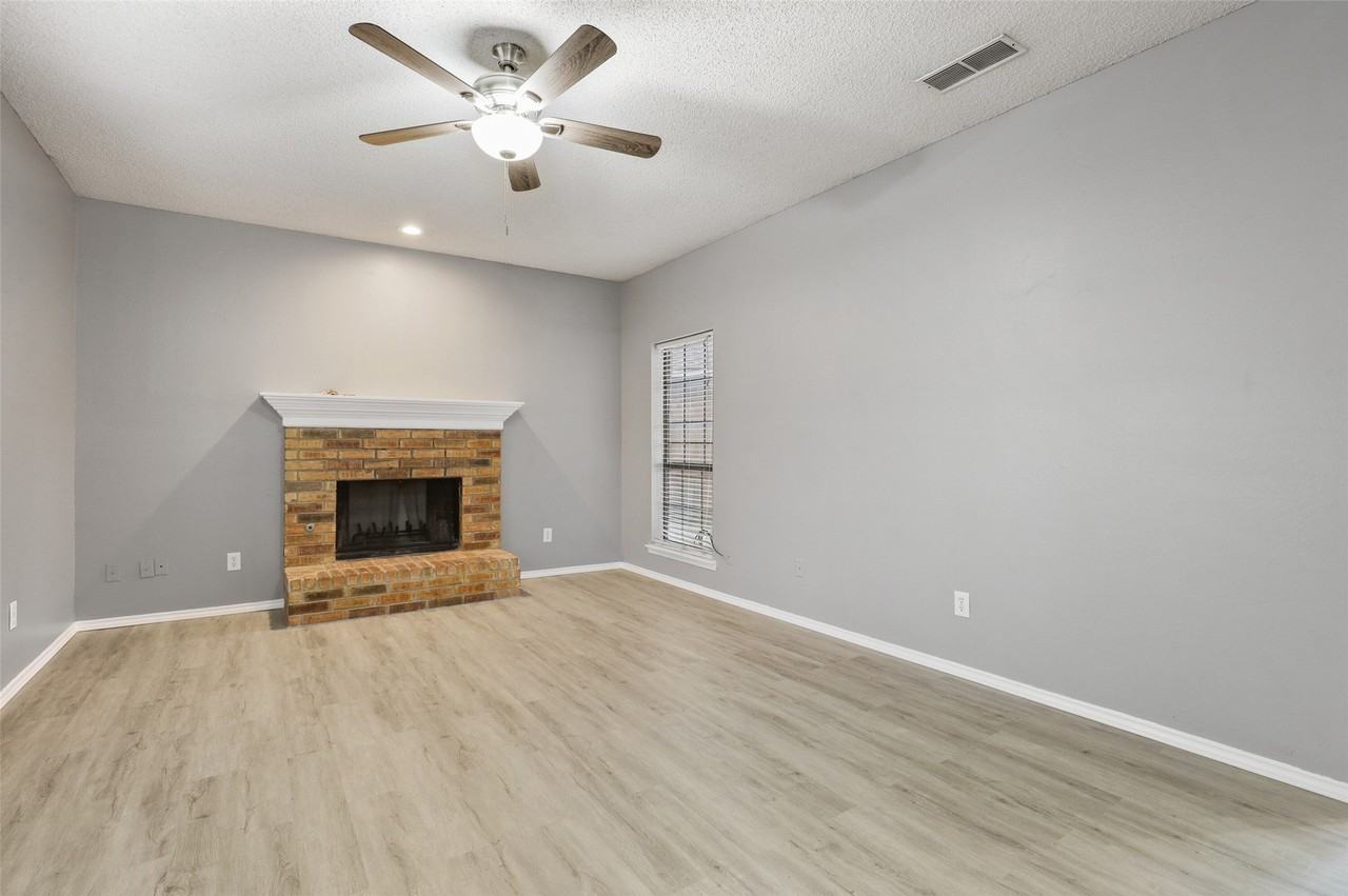 8943 Camfield Way St - Photo 6 of 15