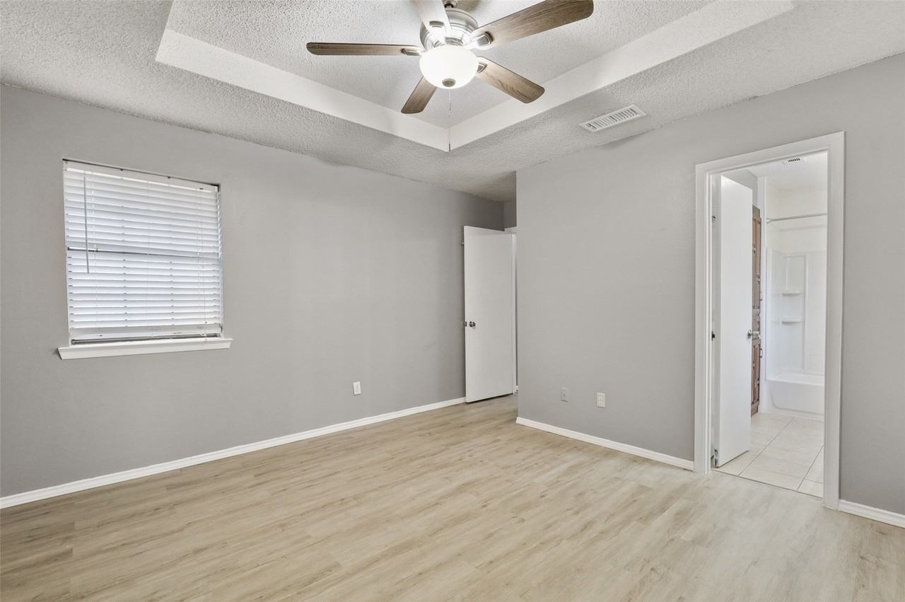 8943 Camfield Way St - Photo 7 of 15