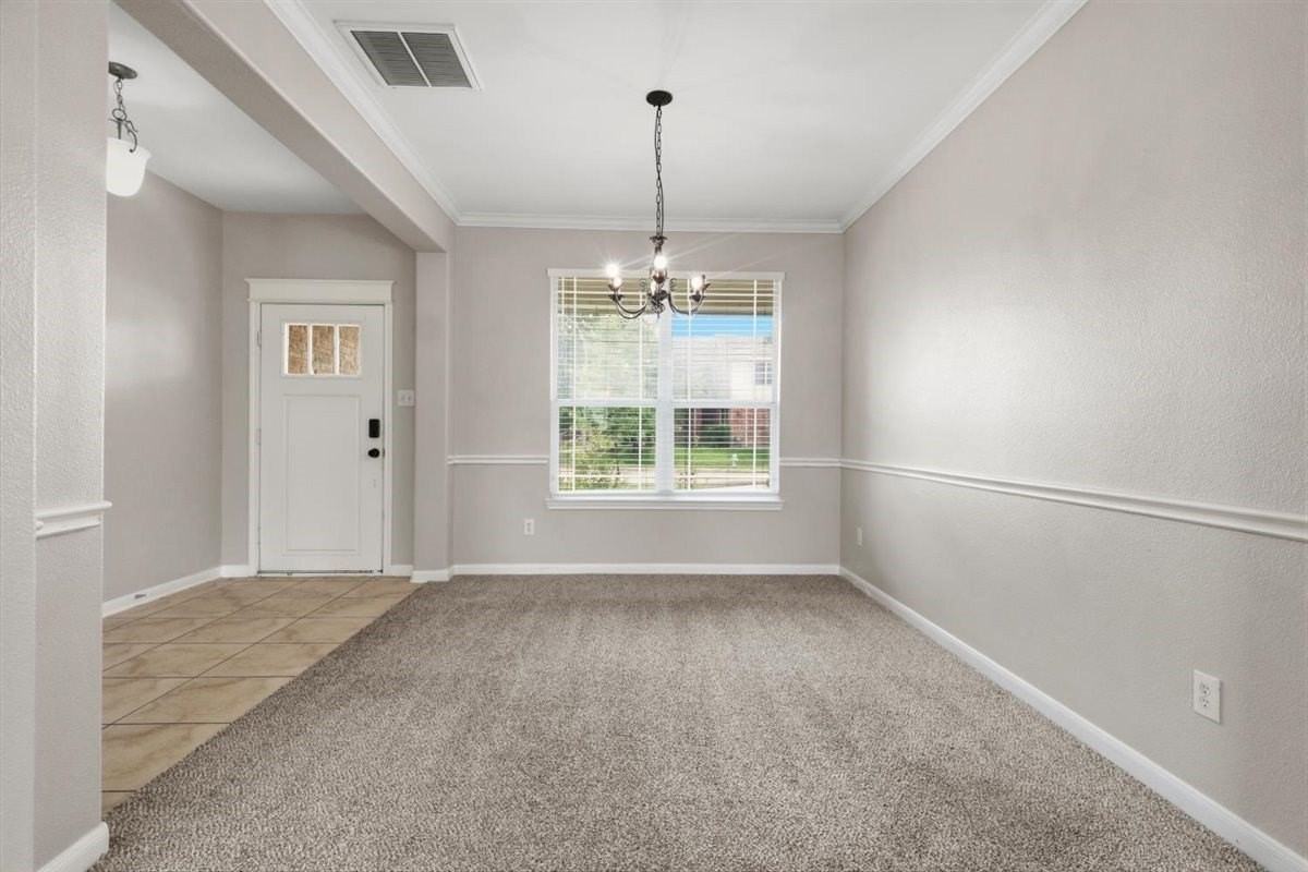 12233 Macaroon Ln - Photo 5 of 22