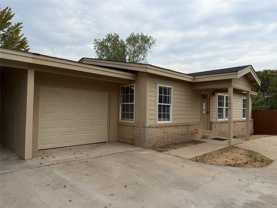13755 Biggs St - Photo 1 of 1