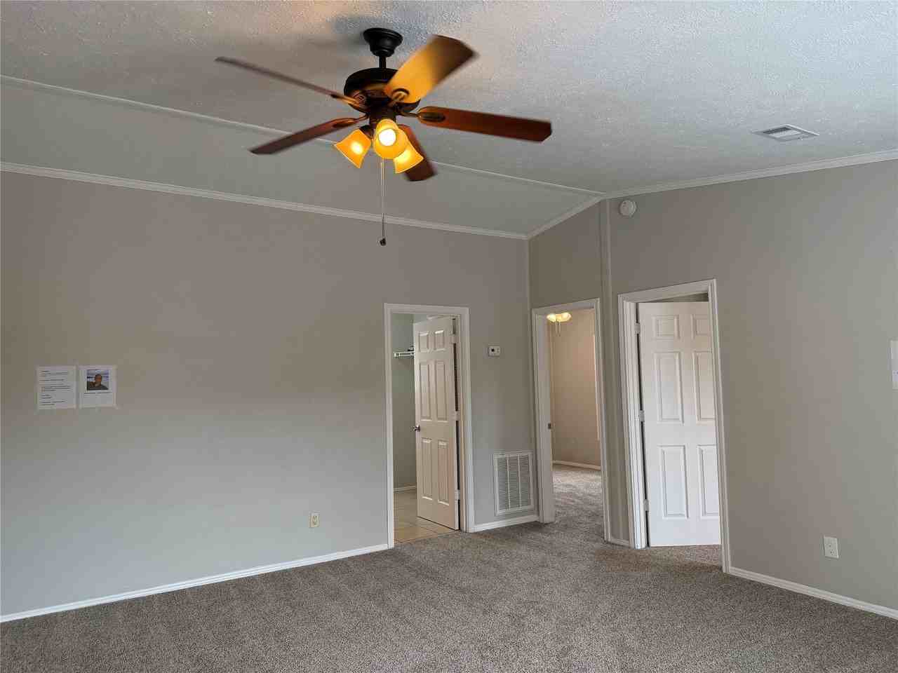 13755 Biggs St - Photo 2 of 28