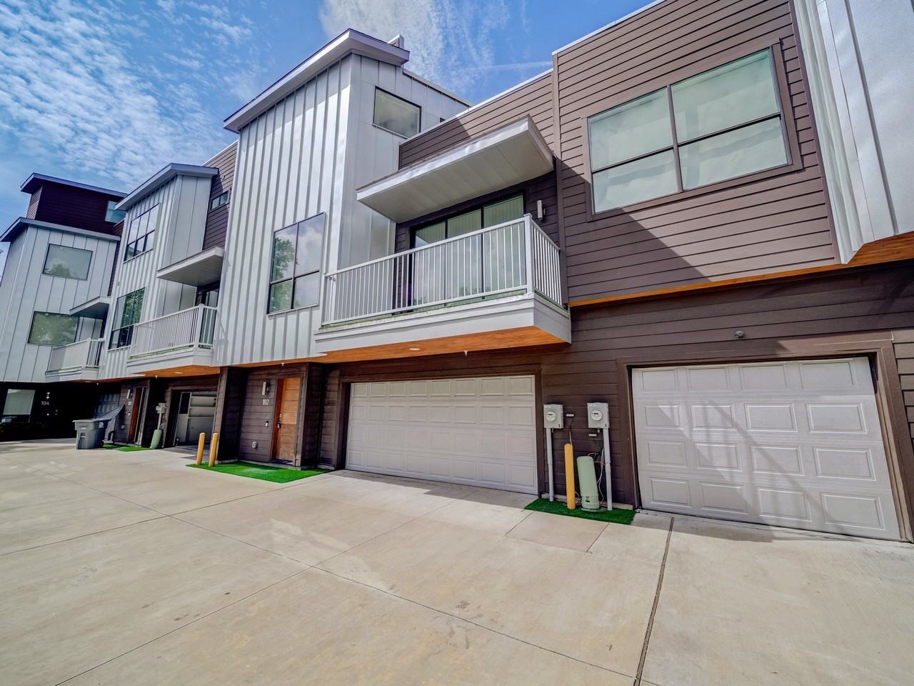 1022 Eldorado Ave #102 - Photo 2 of 20
