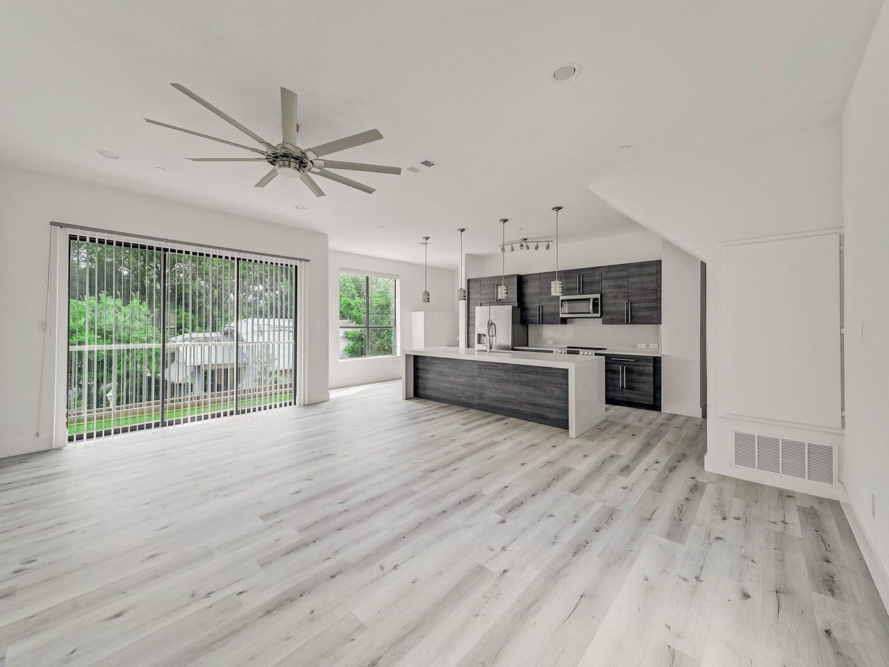 1022 Eldorado Ave #102 - Photo 5 of 20