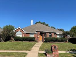 featured image of 1425 Landsford Dr