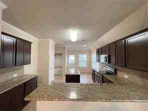 8924 Wild Rose Ln - Photo 4 of 19