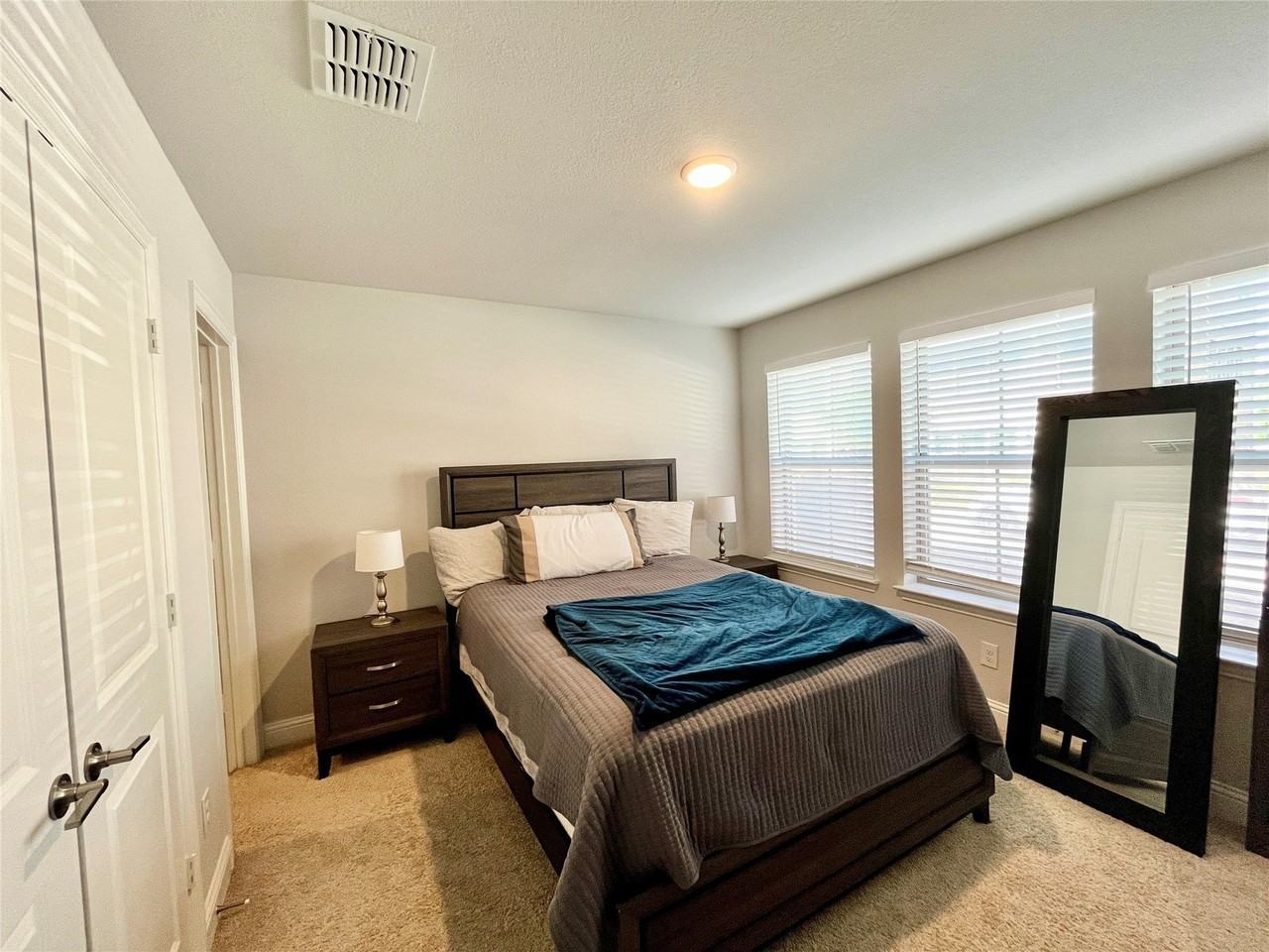 131 Peach Orchard Ln - Photo 2 of 15