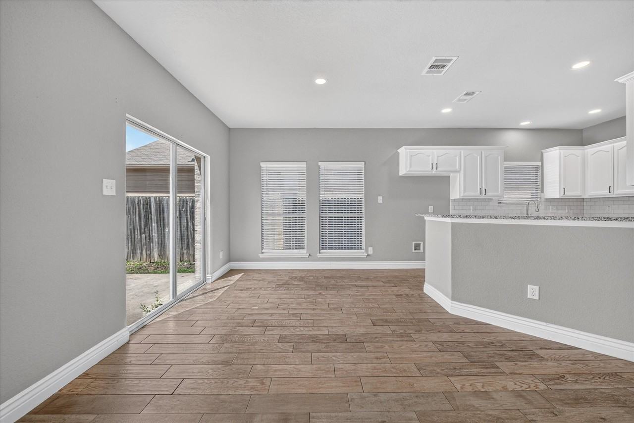 1133 Kielder Ct - Photo 7 of 26