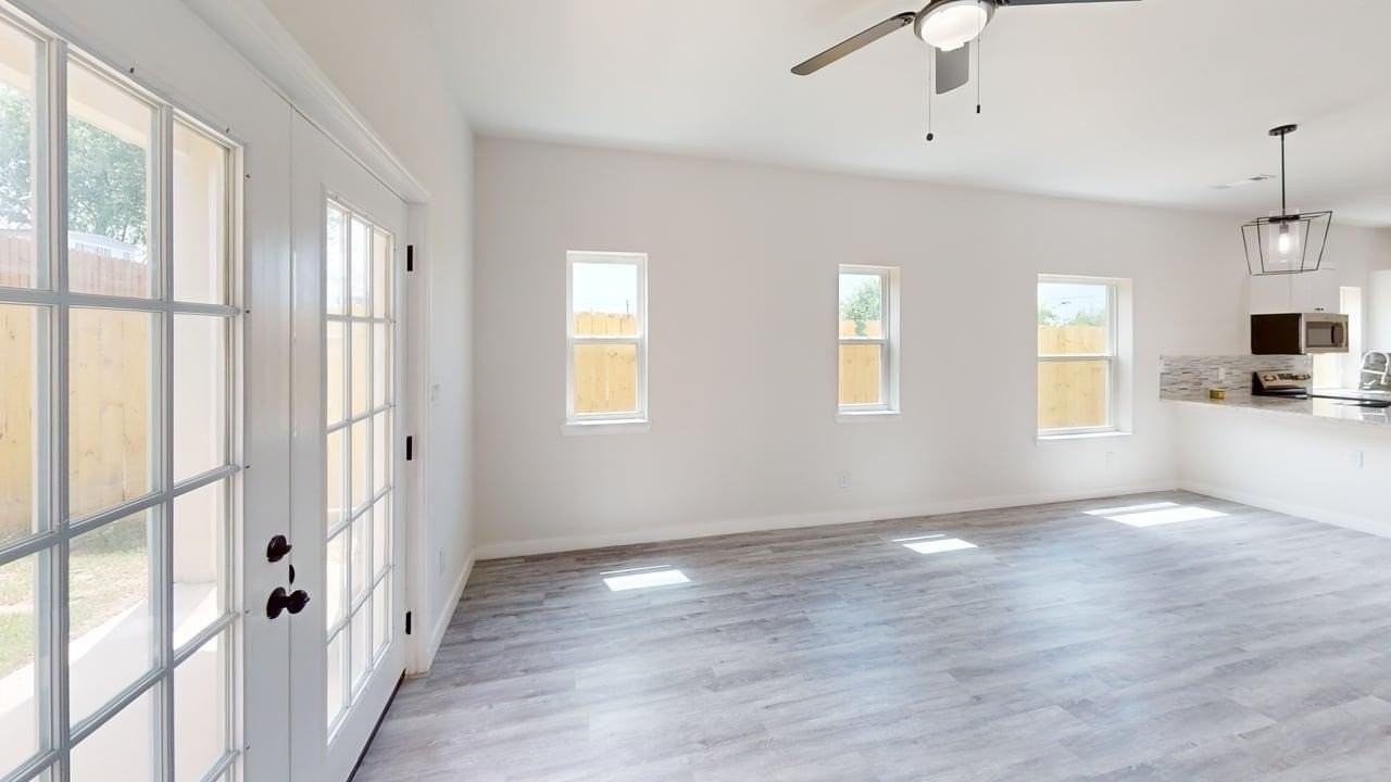6702 S Lancaster Rd - Photo 5 of 20