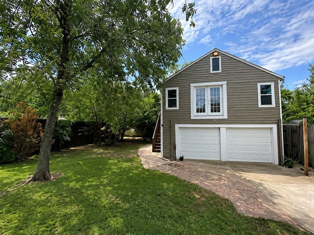3846 Davila Dr - Photo 4 of 16