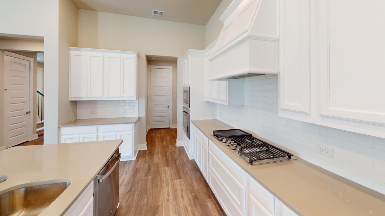 2600 Briarhurst Ct - Photo 4 of 22