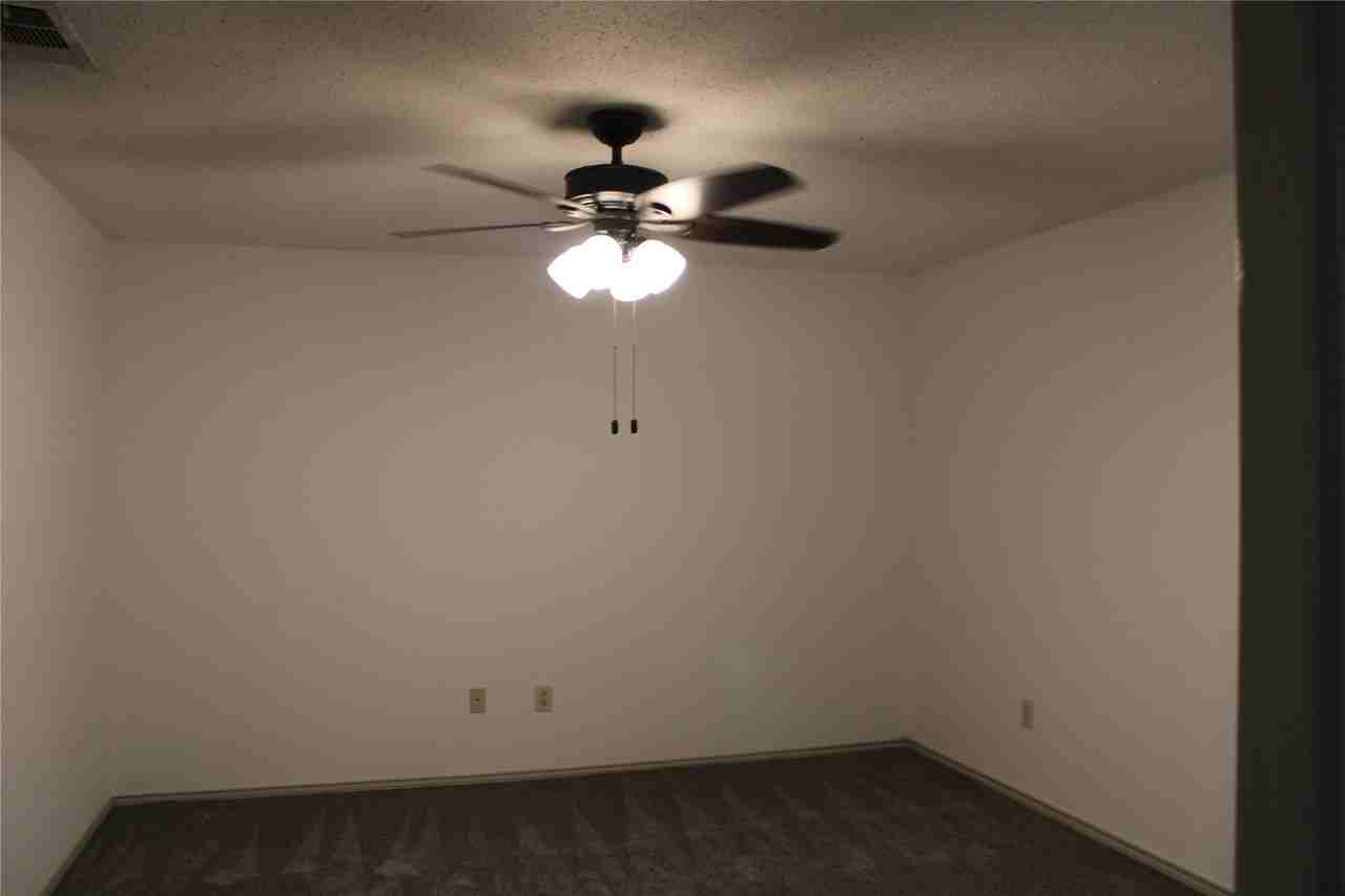 2021 Towngate Dr - Photo 7 of 12