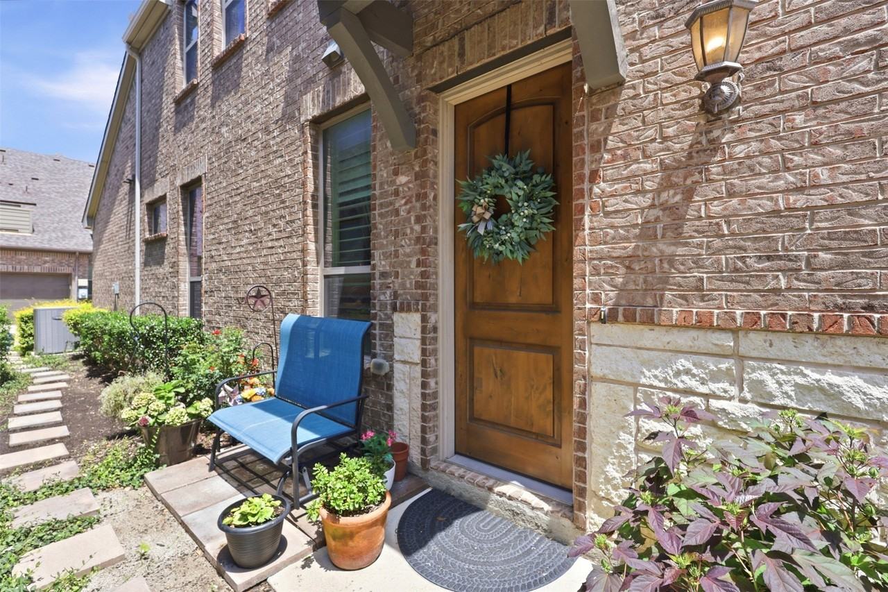 4675 Rhett Ln #A - Photo 5 of 38