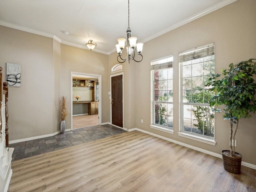 5908 Southmoor Ln - Photo 2 of 24