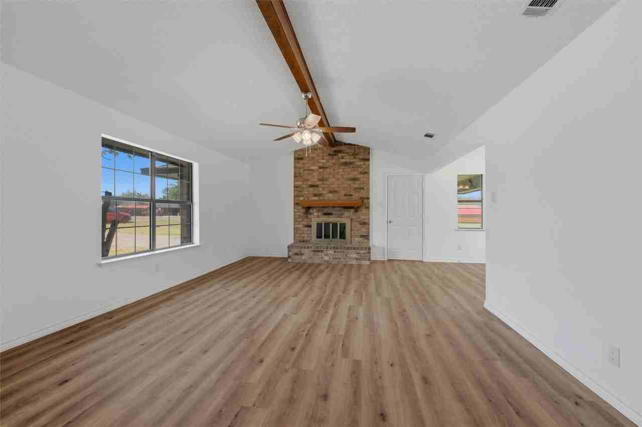 124 Prairie Creek Rd - Photo 3 of 17