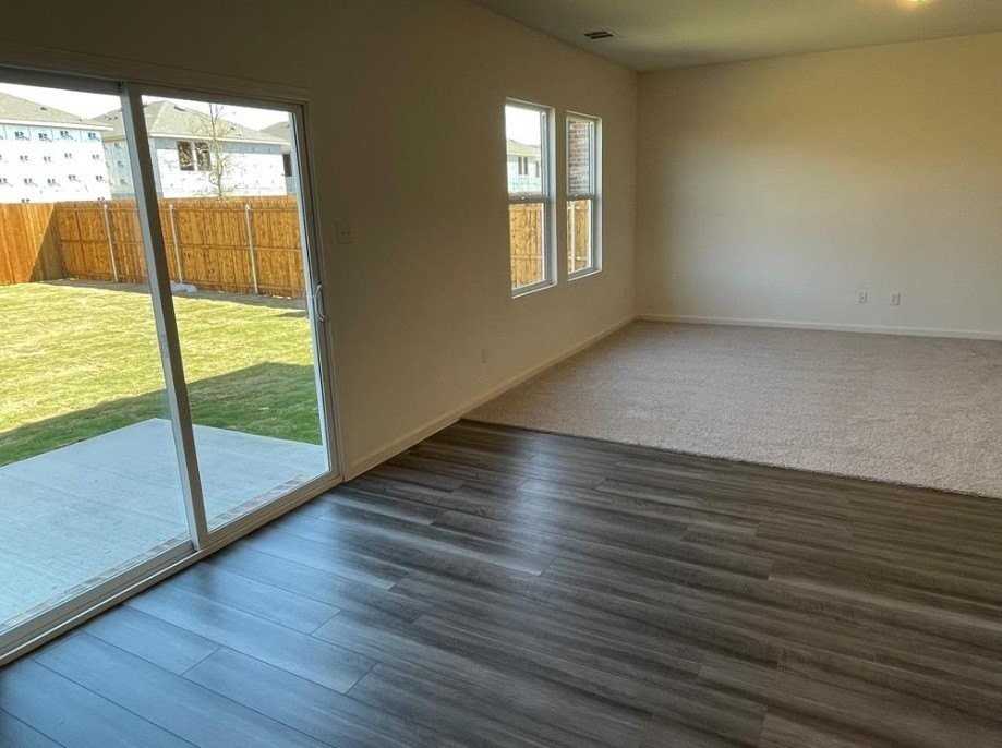1903 Marquette Dr - Photo 6 of 14