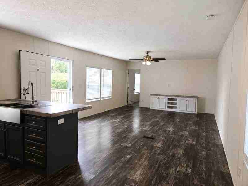 153 Goodlett Dr - Photo 7 of 9