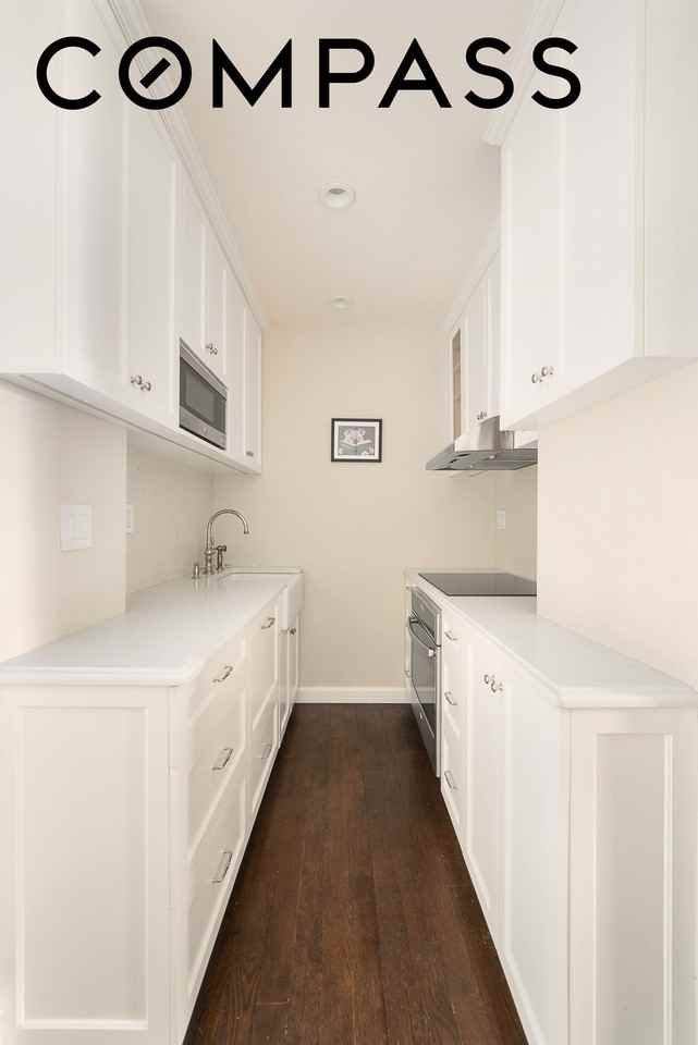 23 W 73rd St #709 - Photo 3 of 5
